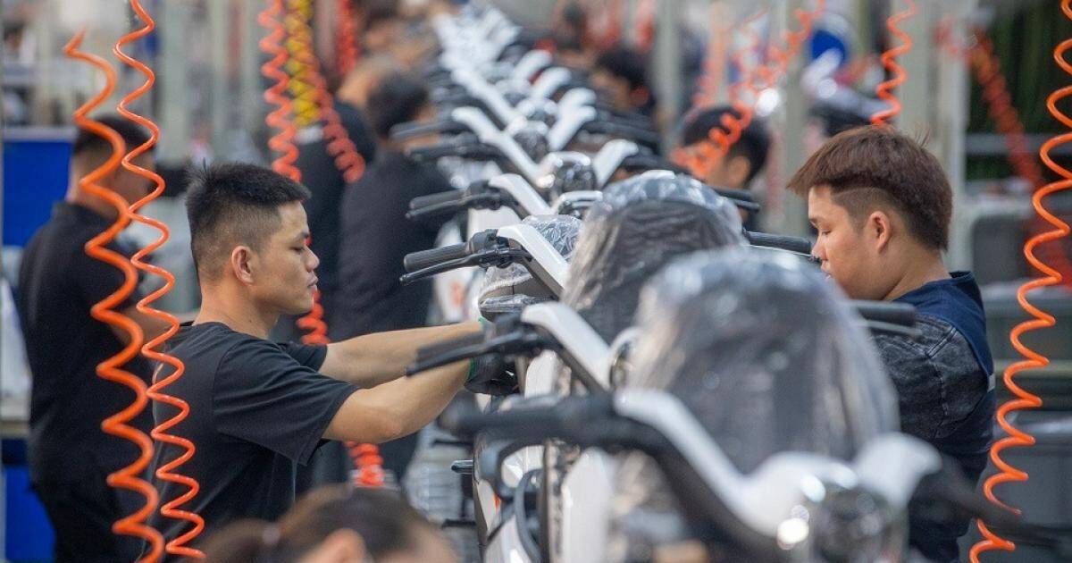 Cuộc đổ bộ của Yadea và tham vọng phủ xanh ứng dụng Grab