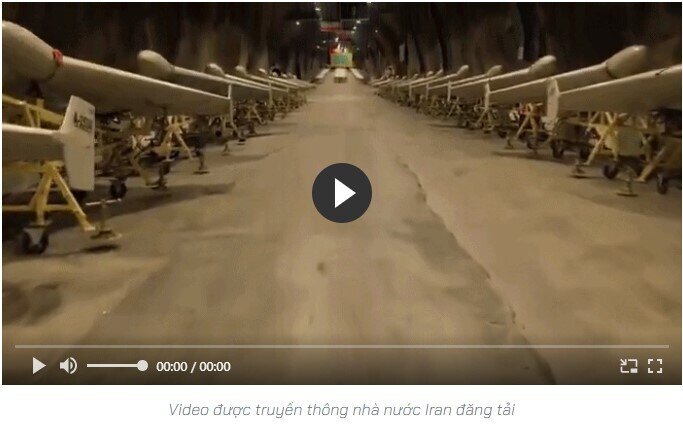 Iran công bố video các đường hầm chứa máy bay không người lái