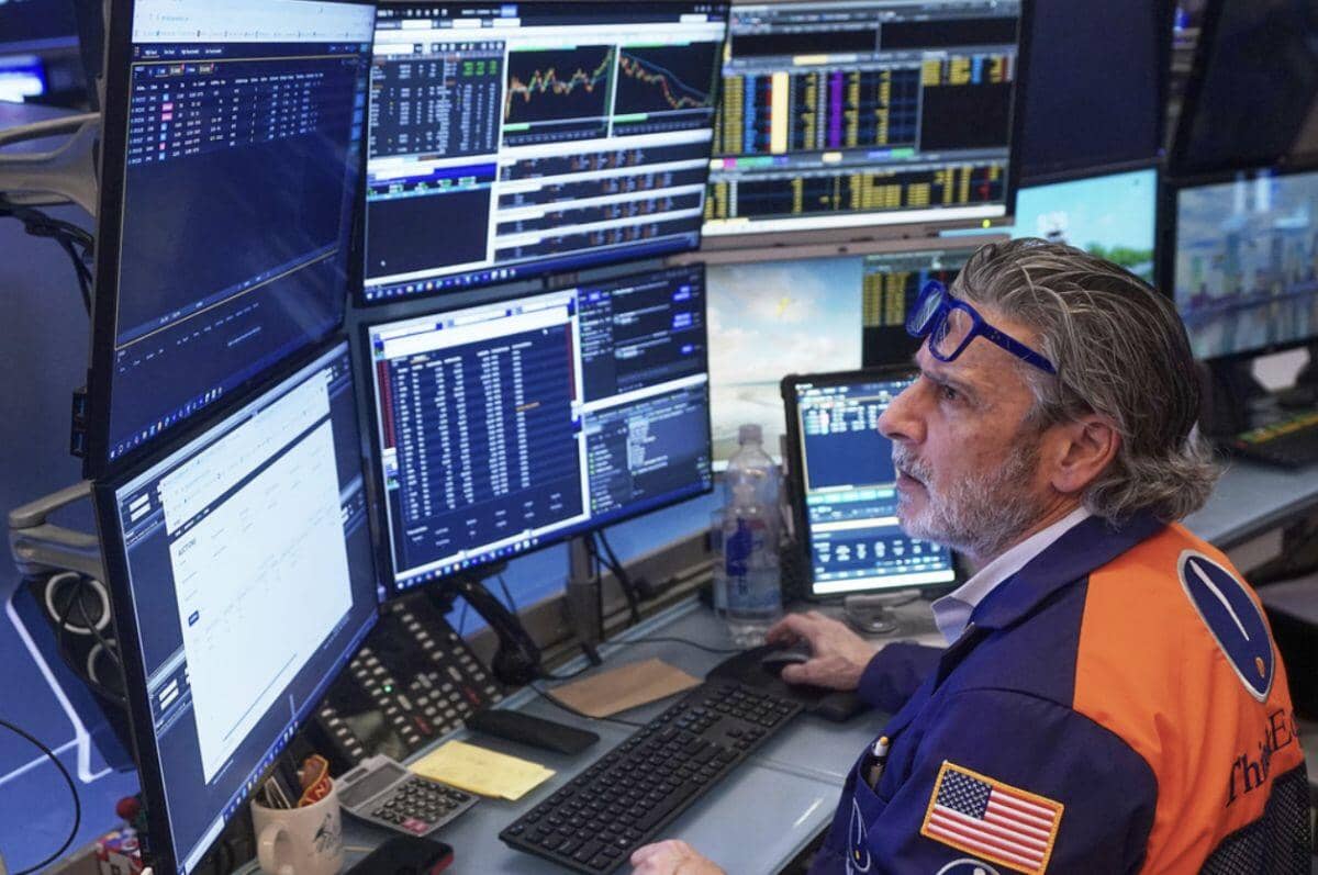 Dầu vượt 100 USD/thùng có làm sụp đổ tăng trưởng thế giới? Goldman Sachs nói gì?
