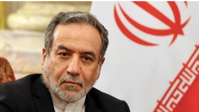 Mỹ tuyên bố đủ đạn dược để tiếp tục không kích Iran 4 - 5 tuần