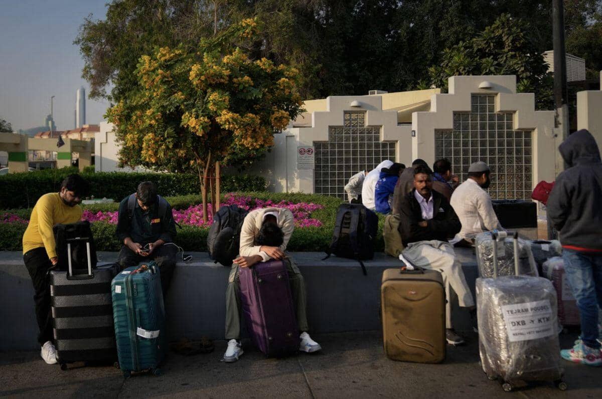 Dubai – Ốc đảo miễn thuế bỗng thành “cơn ác mộng” sau loạt tên lửa Iran