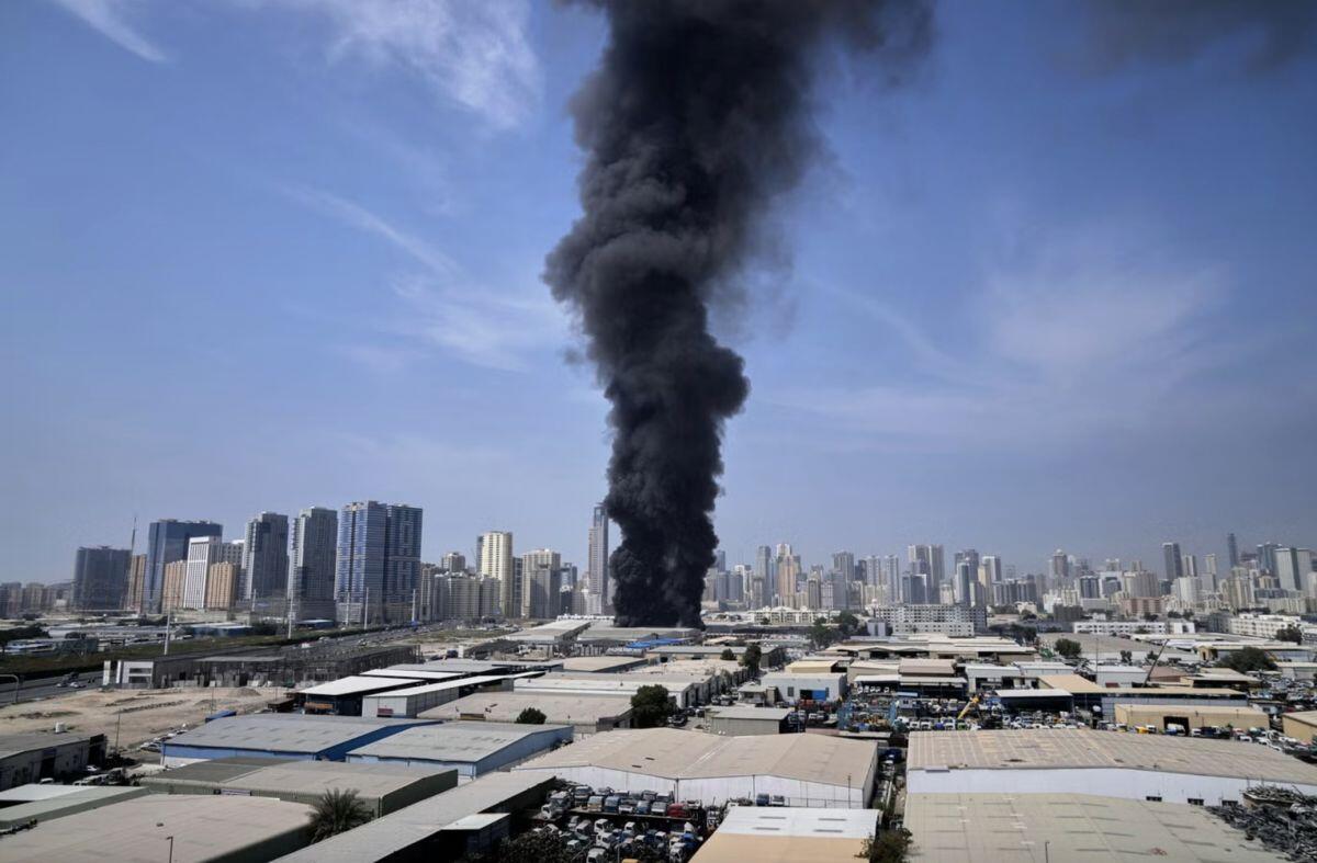 Dubai – Ốc đảo miễn thuế bỗng thành “cơn ác mộng” sau loạt tên lửa Iran