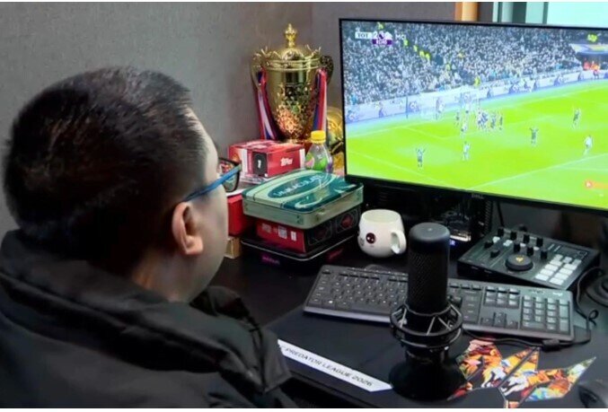 Bình luận bóng đá online, BLV Xôi Lạc TV nhận thù lao ra sao?