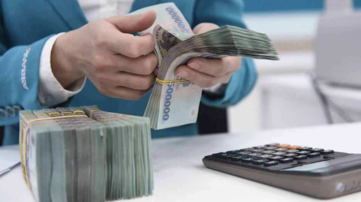 Vay dưới 400 triệu sắp “dễ như mua trả góp”: Không cần chứng minh phương án kinh doanh