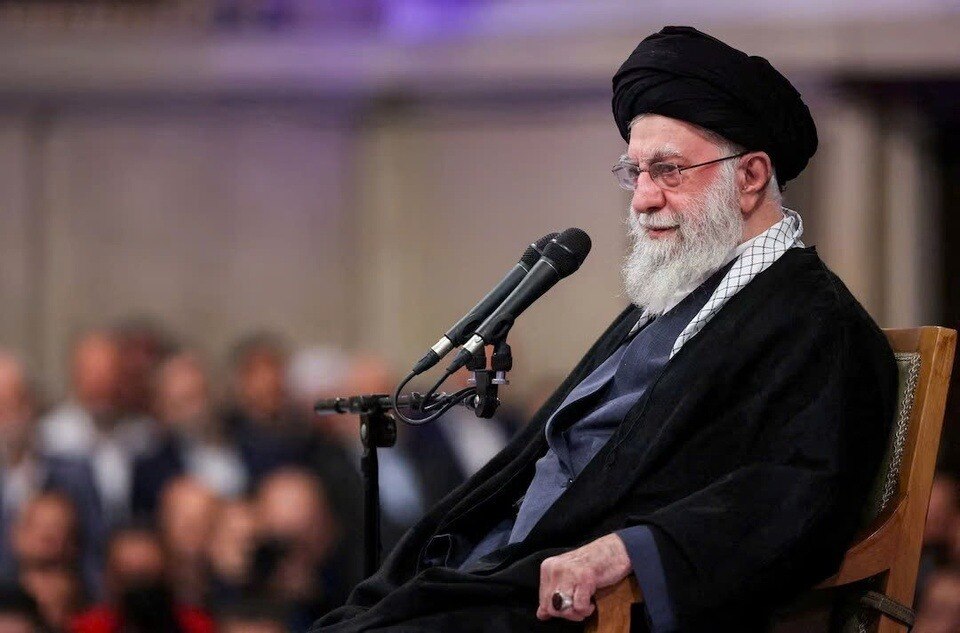 Vì sao hệ thống chính trị Iran chưa sụp đổ sau "bão lửa"?
