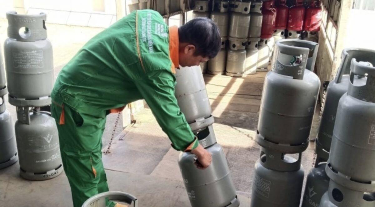Giá gas bán lẻ tăng mạnh