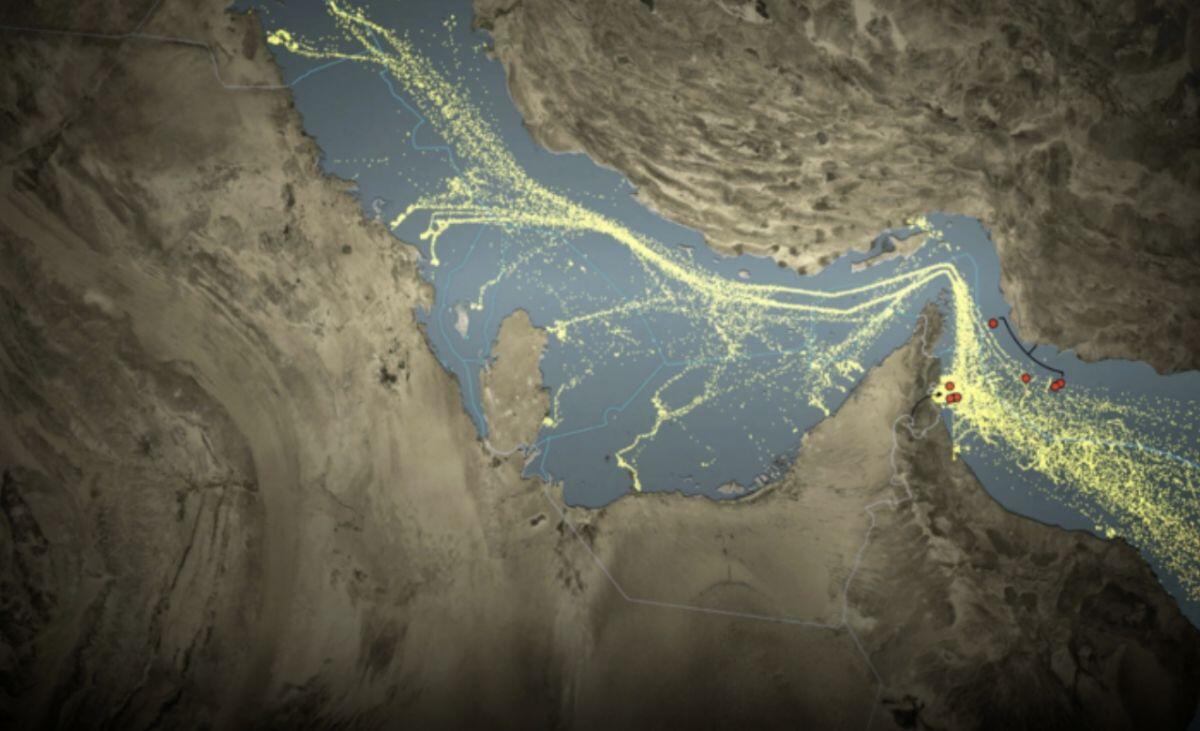Mỹ có đủ sức bảo vệ tàu dầu tại Eo biển Hormuz giữa “rừng” tên lửa và UAV của Iran?