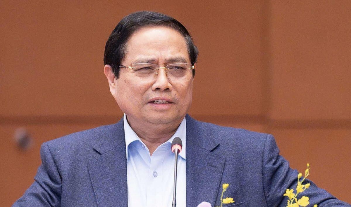 Thủ tướng: Huy động 4 triệu thùng dầu bảo đảm nguồn cung trước mắt