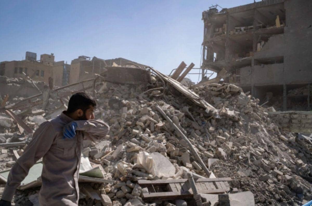 Lật đổ chế độ có thể là mục tiêu thật sự của ông Trump ở Iran