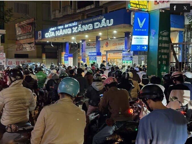 Bộ Công Thương khuyến khích làm việc từ xa để tiết kiệm xăng dầu