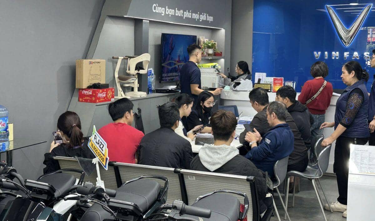 Người Việt mua xe máy điện tăng đột biến