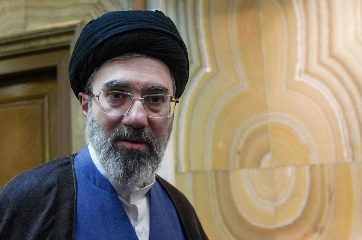 Quan chức Iran tiết lộ tình trạng của tân Lãnh tụ Tối cao sau tin đồn bị thương