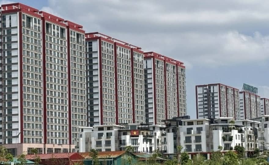 Giá xăng dầu leo thang, vật liệu xây dựng tăng 30%: Thị trường bất động sản chịu “cú đòn kép”