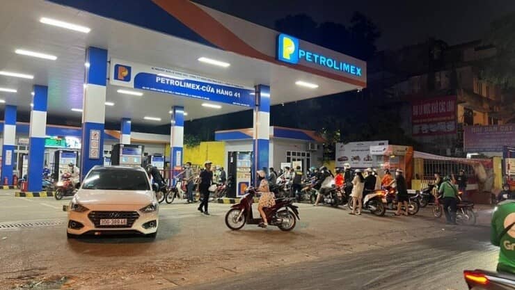 Hải quan hỏa tốc hướng dẫn áp dụng thuế nhập khẩu xăng dầu 0%