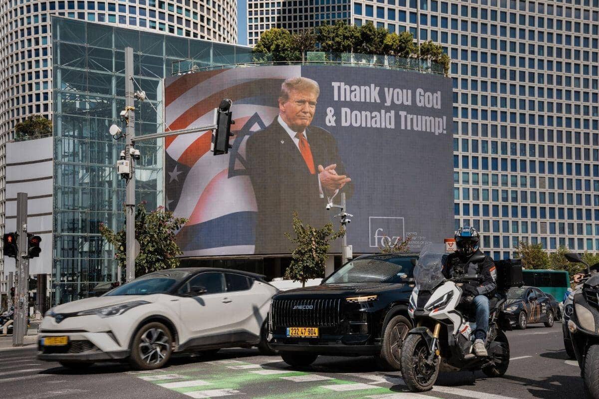 Trump tuyên bố “Mỹ đã thắng”: Vì sao thế giới vẫn hoài nghi?
