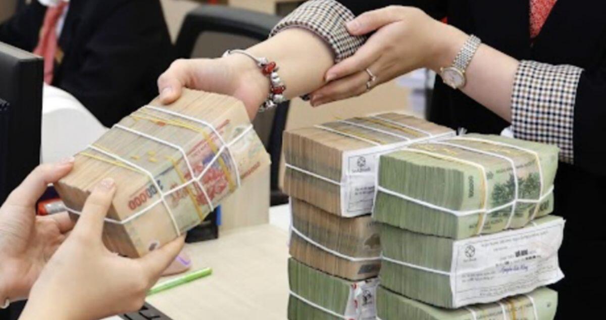 Cuộc đua hút tiền gửi nóng lên: Lãi suất “đặc biệt” đã chạm mốc 9%/năm