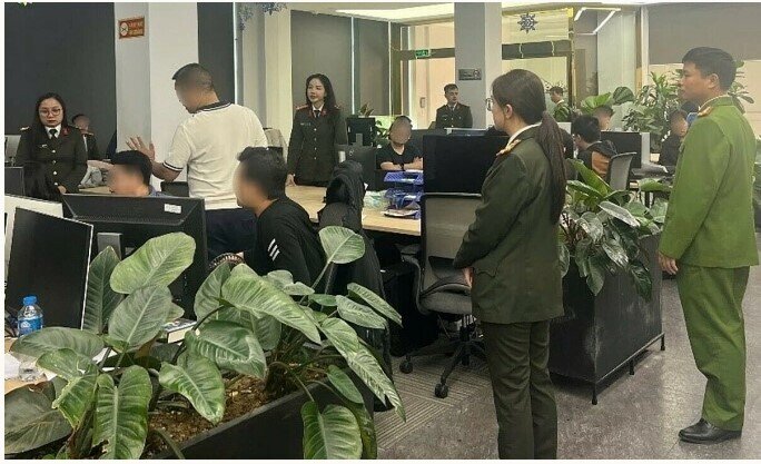 Nhiều người bị bắt vì 'bẫy' hàng trăm nhà đầu tư đổ vốn vào sàn FTXF