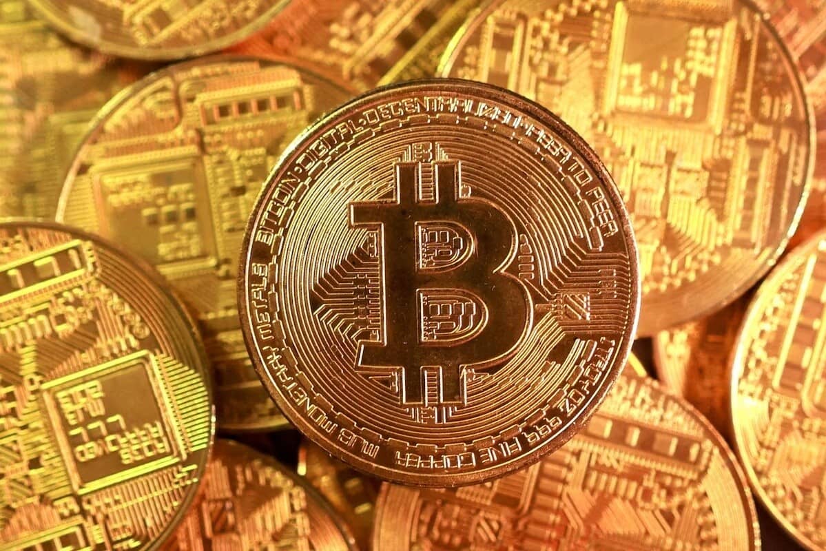 Bitcoin vượt đỉnh 40 ngày: Thị trường đã qua cơn giông?