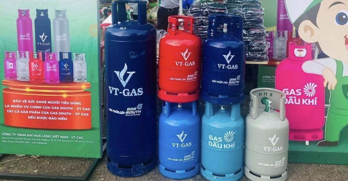 Cảnh báo: Mua bình gas 8kg nhưng bị tính giá 12kg
