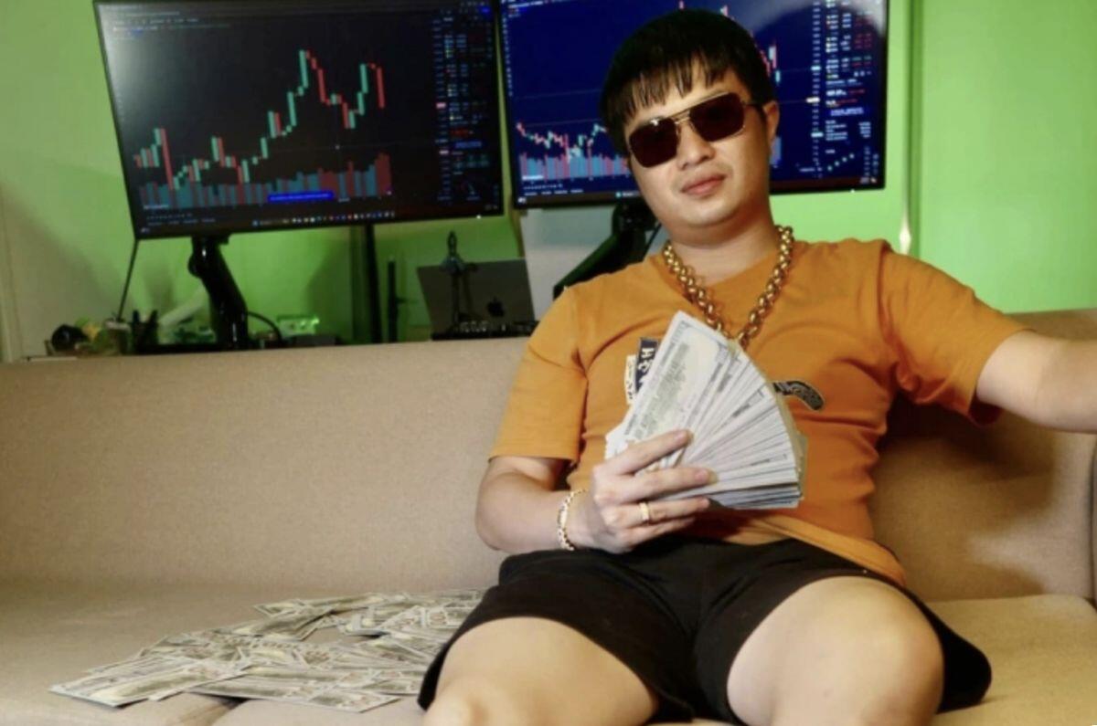 Mr Pips 'chi lương tháng' 350 triệu đồng cho hai cựu công an tư vấn pháp chế