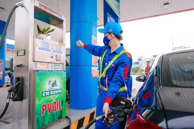 Triển khai xăng E10: Không chờ mốc bắt buộc, chủ động đi trước một bước
