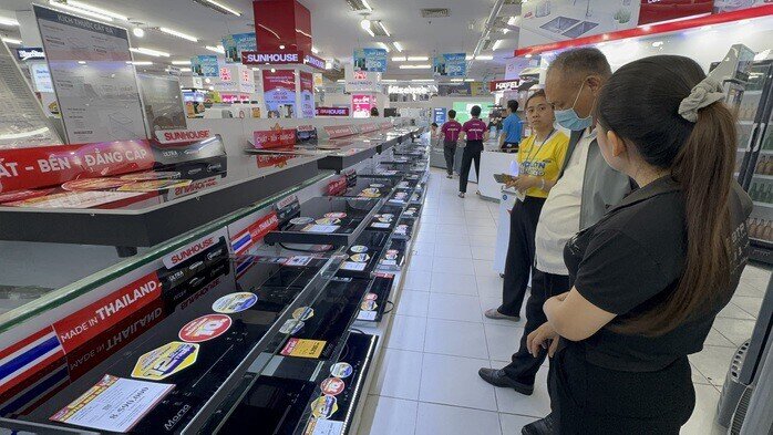 Nhu cầu mua bếp điện tăng vọt tại TPHCM
