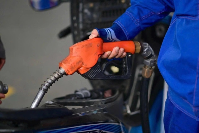 Áp lực lạm phát và "mệnh lệnh" giảm thuế xăng dầu của Bộ Tài chính