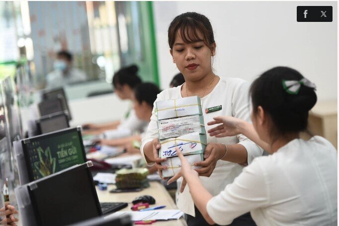 Ngân hàng quốc doanh nâng lãi suất tiết kiệm lên sát 7%