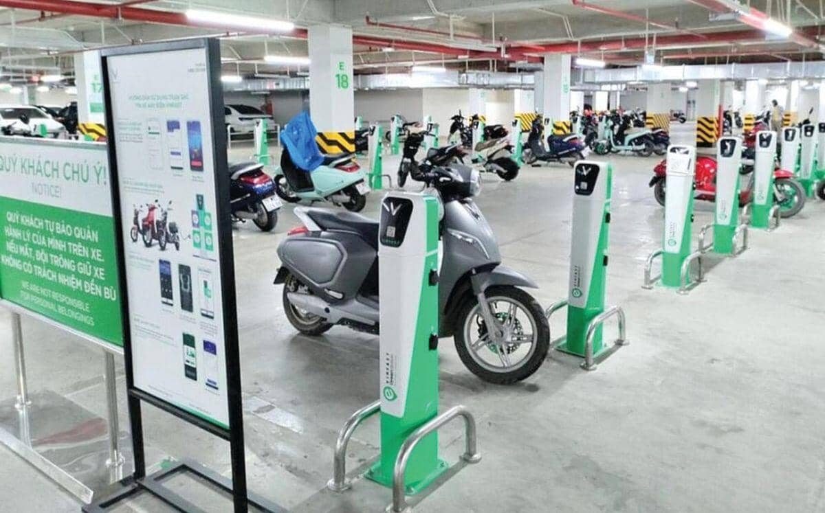 Đánh thức tiềm năng xe điện bằng cú hích thể chế đồng bộ