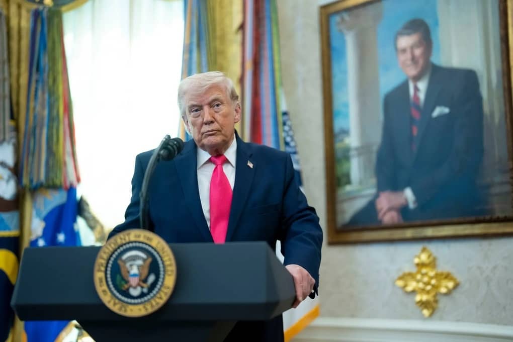 Màn kịch đàm phán kỳ lạ giữa Washington và Tehran