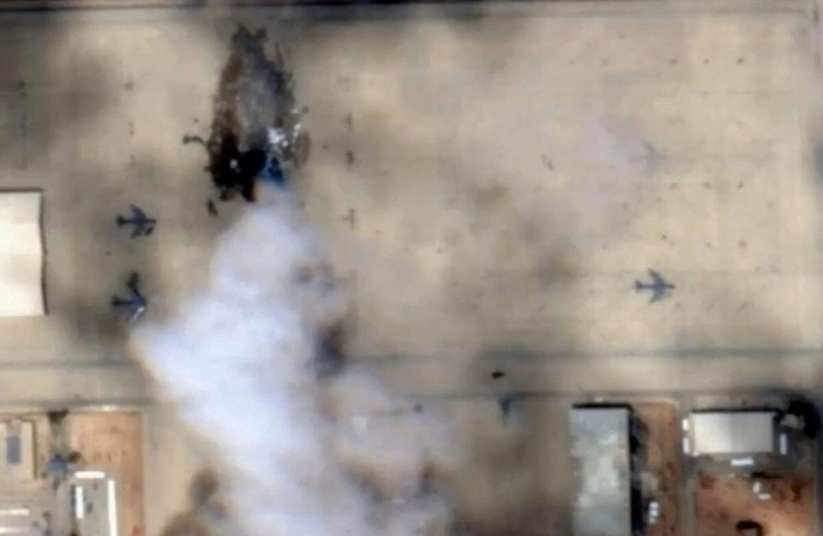 'Loạt máy bay tiếp dầu Mỹ' bị hư hại trong đòn tập kích của Iran