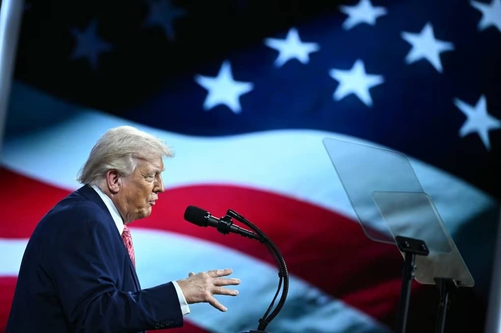 Hormuz hay "eo biển Trump" ?