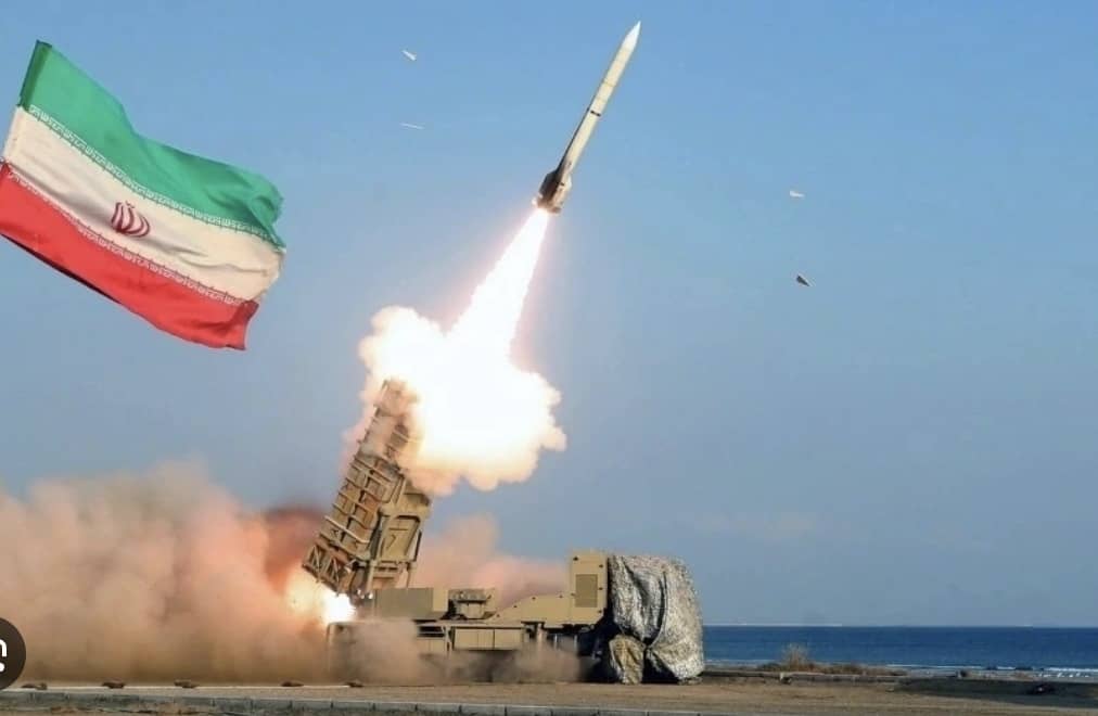 Nóng rực Trung Đông: Iran ra tối hậu thư, Houthi dội đòn thứ hai vào Israel