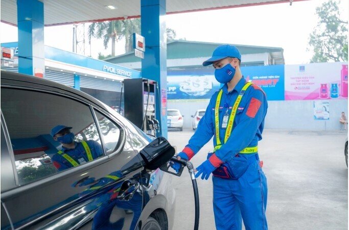 Doanh nghiệp tăng công suất, chuẩn bị nguồn cung xăng E10