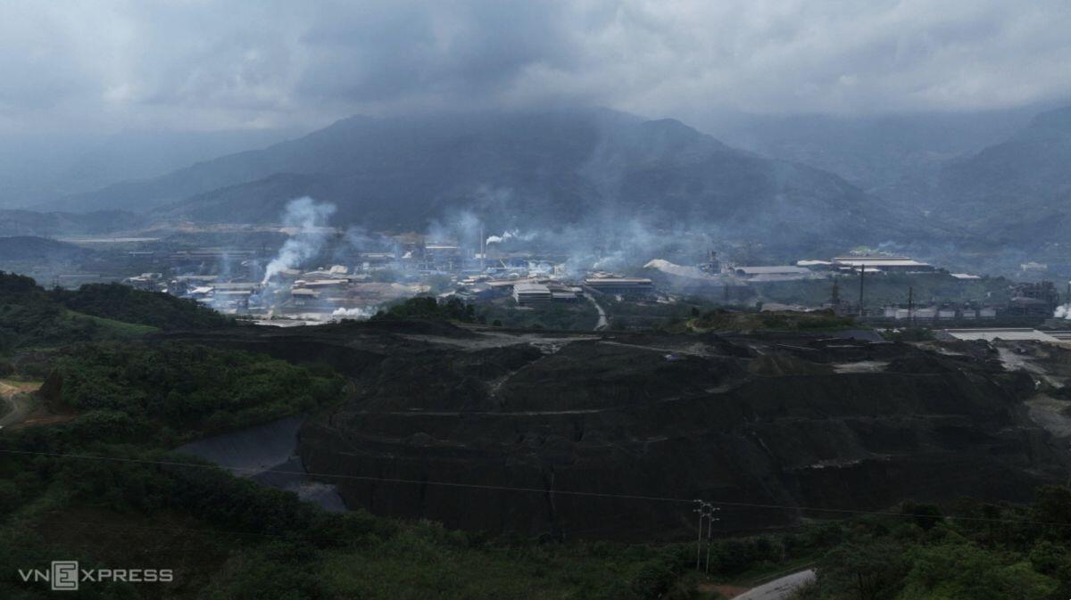 Khói bụi bủa vây người dân ở gần nhà máy hoá chất Đức Giang - Lào Cai