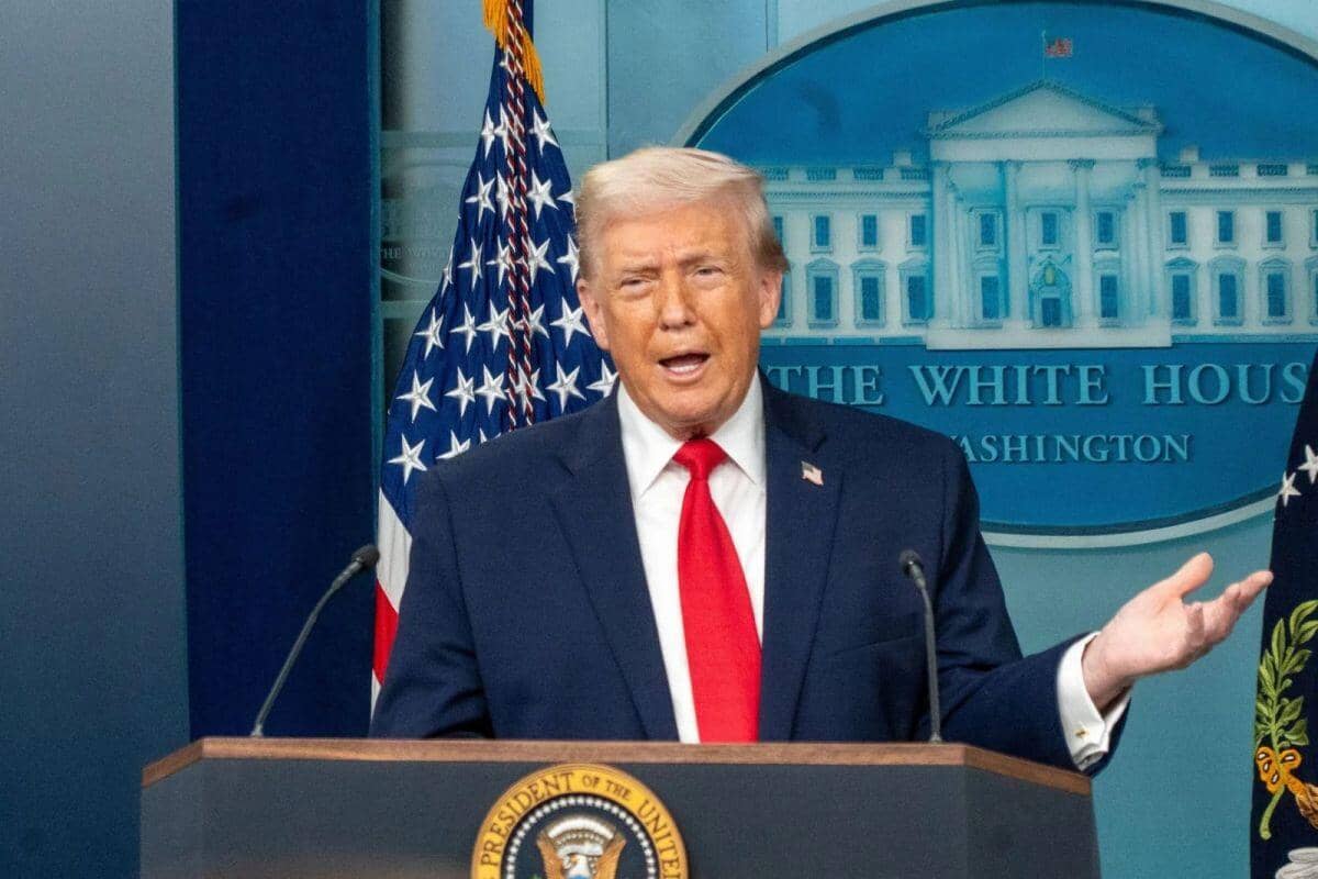 Ông Trump "đòi nợ" các đồng minh giữa tâm bão Iran?