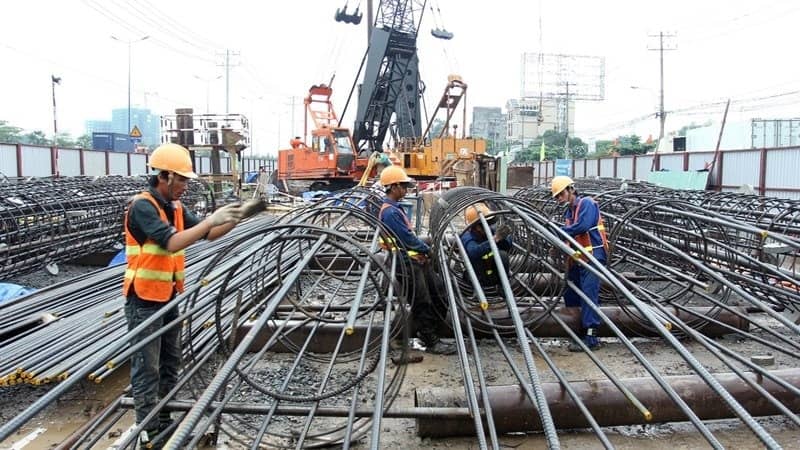 Đầu tư công trở thành "cú đấm thép" vực dậy tăng trưởng?