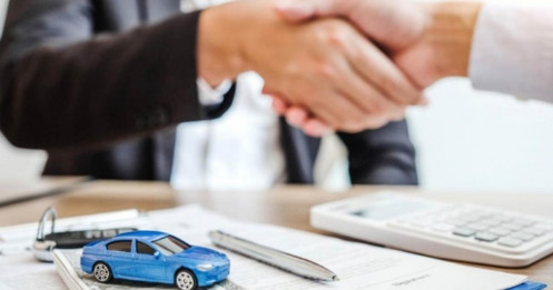 Lãi suất vay mua ô tô tăng mạnh