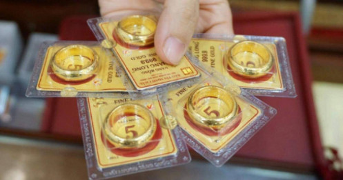 Diễn biến trái ngược của vàng miếng và vàng nhẫn