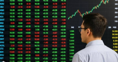 VnIndex “bay” 110 điểm sau 3 tháng đầu năm, chuyện gì đang xảy ra?