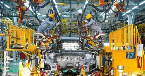 PMI tháng 3 hạ nhiệt còn 51,2 điểm, tín hiệu chững lại xuất hiện