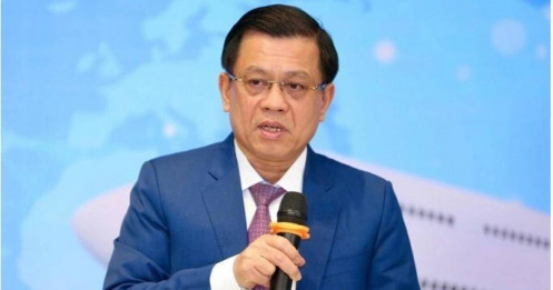 Cựu thứ trưởng ra 'luật riêng' ép doanh nghiệp xuất khẩu lao động chi tiền