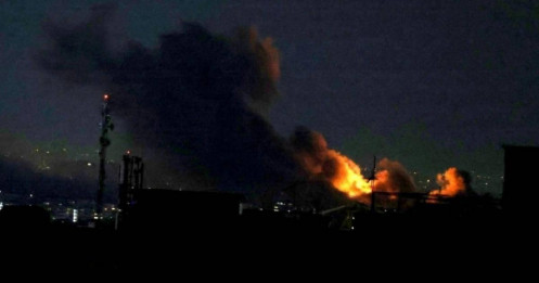 Châu Âu đau đầu với bài toán 'súng và bơ' vì chiến sự Iran