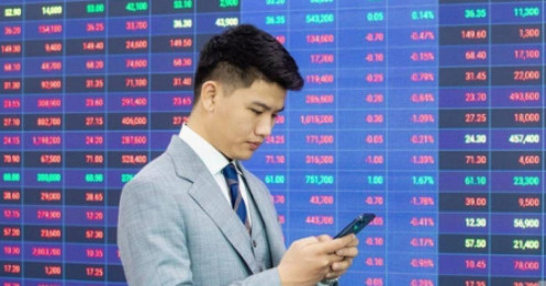 VN-Index trải qua nhịp giảm dài nhất 3 năm, quỹ ngoại vẫn tin “sớm phục hồi”