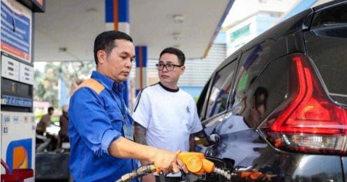 Giá xăng Việt Nam thấp hơn Singapore, Thái Lan?