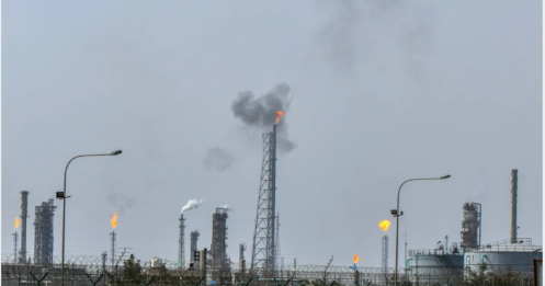 Iran ồ ạt tấn công nhà máy lọc dầu, thế giới đối mặt cú sốc năng lượng mới
