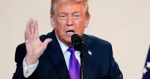 Tổng thống Trump và tiết lộ về chiến dịch giải cứu phi công nghẹt thở tại Iran