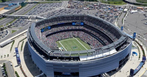 Người Việt mạnh tay chi tiền tỷ để săn tour World Cup