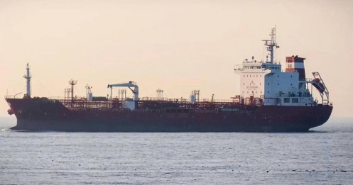 Điểm nghẽn Hormuz và bài toán tăng trưởng