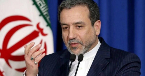 Iran tuyên bố thắng lợi, tạm mở Hormuz trong 2 tuần
